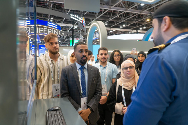 Students and Staff of Ajman University Visit GITEX Dubai 2024 to Explore the Latest Technological Innovations in Sustainability